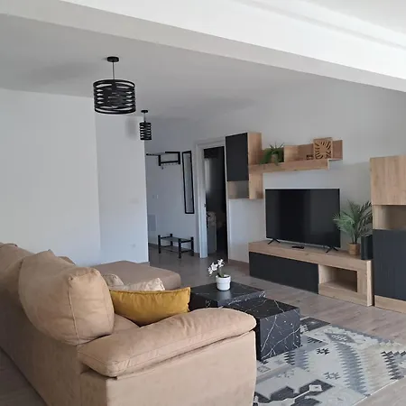 Casa Reina Tauro With Private Pool Vila