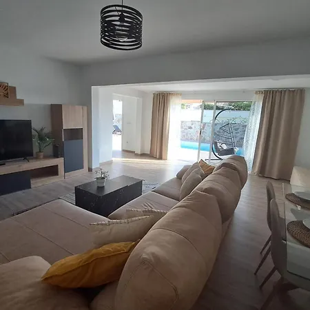Casa Reina Tauro With Private Pool * La Playa de Tauro